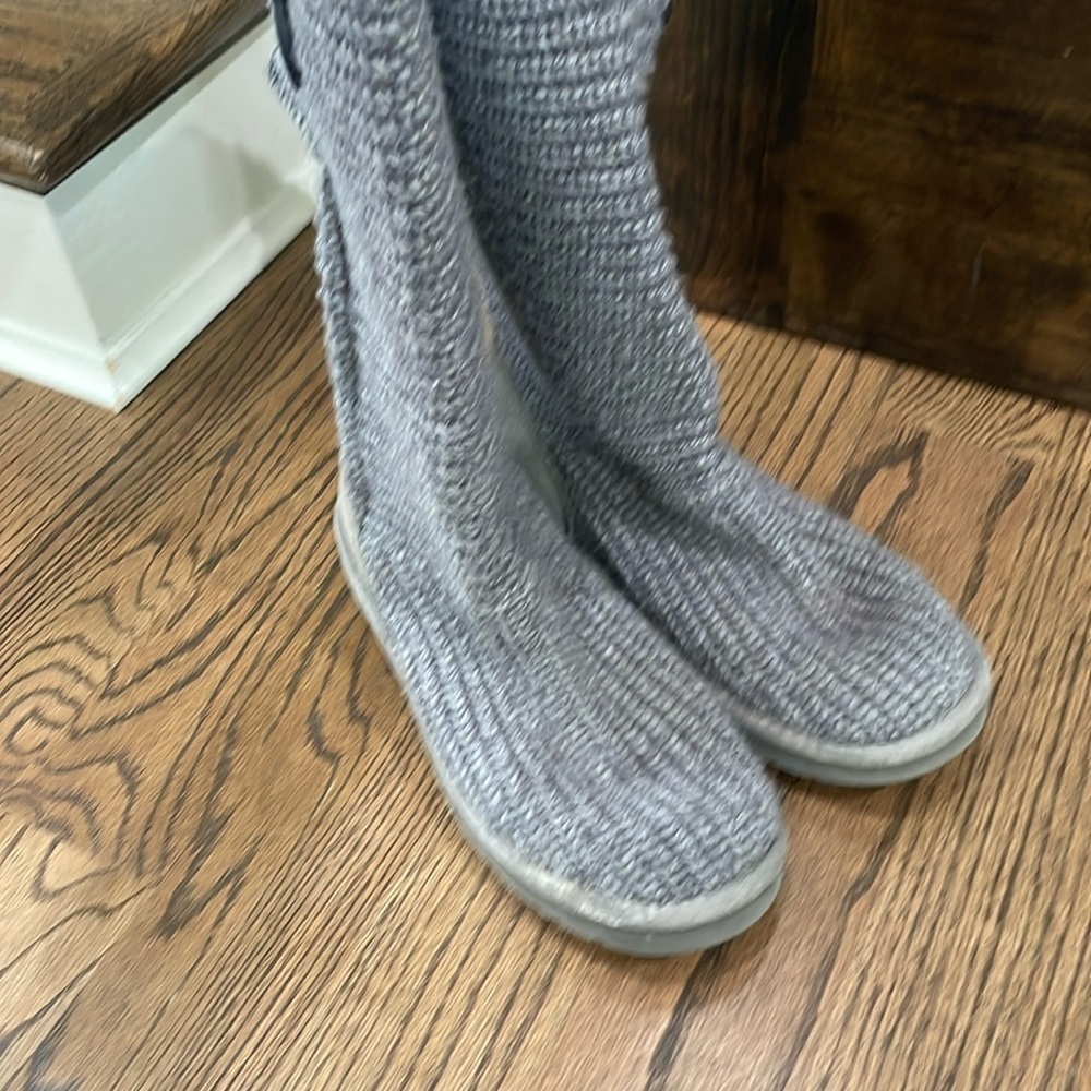 Ugg Classic Cardy Knit Boot Grey Sweater 7 - Picture 3 of 4